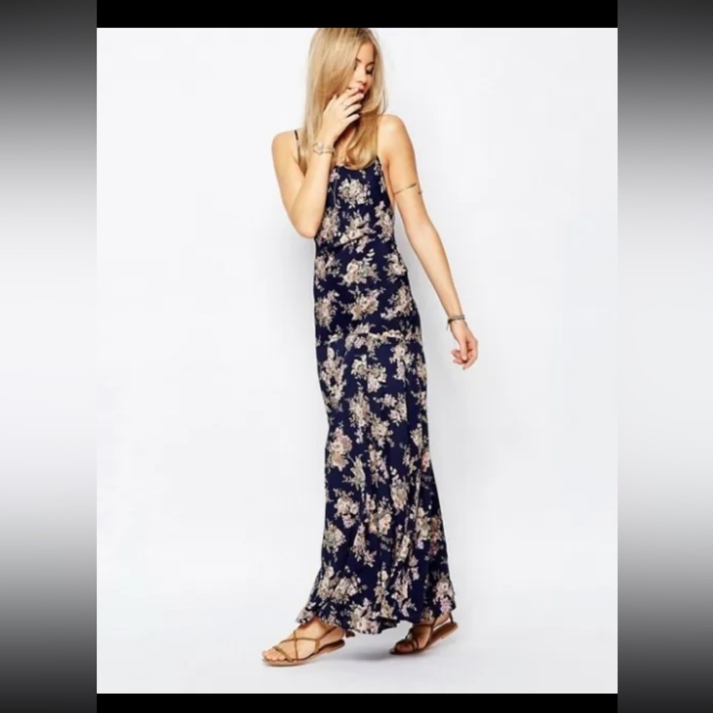 Flynn Skye Maxi Dress M